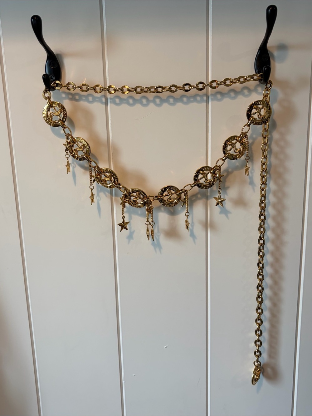 Vintage St. John Cruise Chain Belt 42” Gold Tone Nautical Anchor Star Charm 90s - Picture 4 of 8